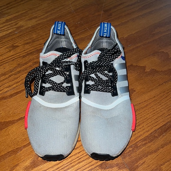 Men's Adidas NMD_R1 SHOES Size 7 - Picture 2 of 8